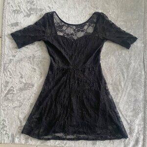 Solemio Black Lace Fit & Flare Dress| Women's Size Large‎
